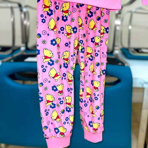 Disney - Picture 3 of 5